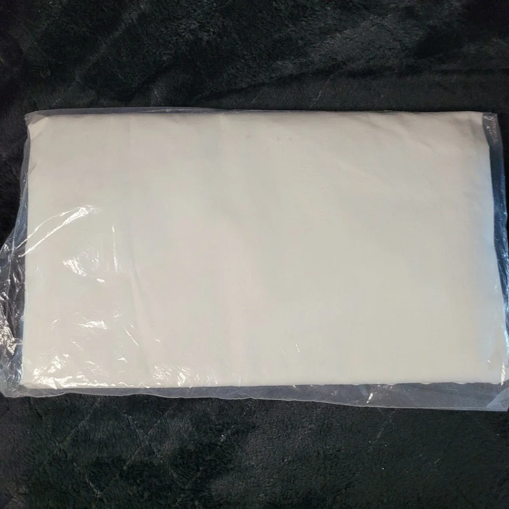 VINTAGE Eyelet Full Flat Sheet Penobscot Plus Selected‎ Seconds Off-White